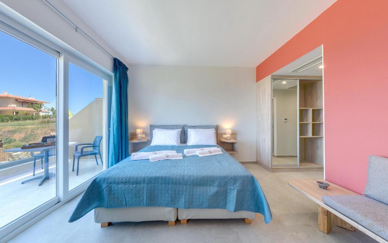 Spiros-Soula Thematic Suites Agia Pelagia  Bagian luar foto