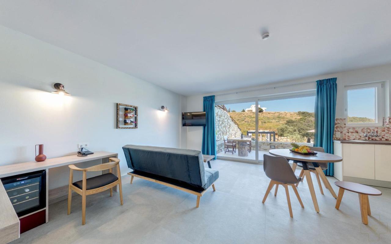 Spiros-Soula Thematic Suites Agia Pelagia  Bagian luar foto